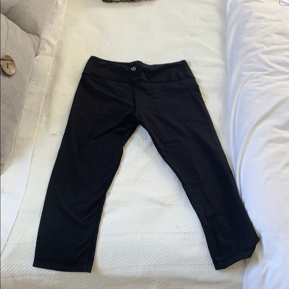 lululemon athletica Pants - Lululemon crop pants